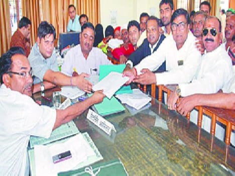 Zilla Panchayat members, 60 candidates filed nomination papers for the first day