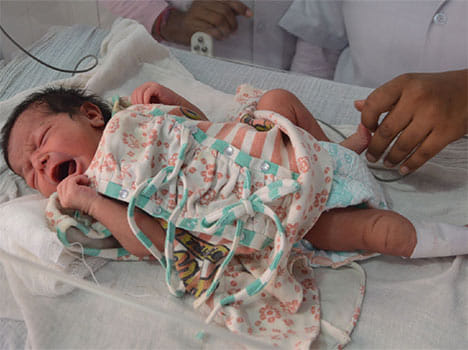 orphan child found in train