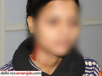 Boyfriend cut his own throat first and then the attack on girlfriend