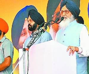 amritsar, cm badal, group, change