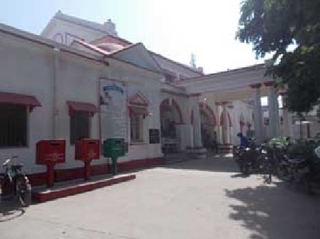 So far , only 13 post offices linked by CBS