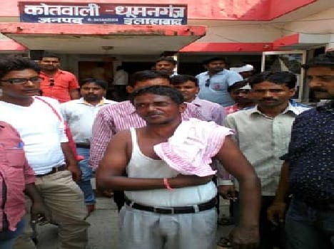 Power department team attack , two SDO , four injured , including JE