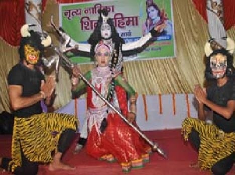 " Rngotsv ' devotion to Shiva scattered color