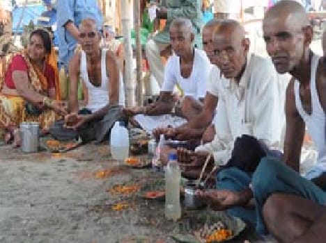 Gathering on the worship of ancestors Sngmtt