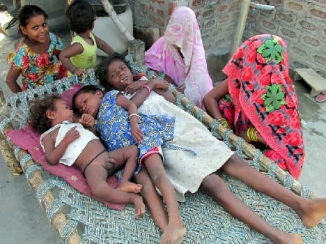Cots house littered fever patients