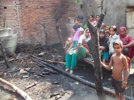 The two house fire burns, loss of millions