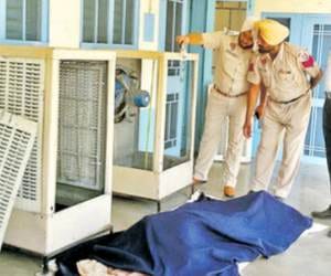 creepy murder of man in gurudwara, found body without head