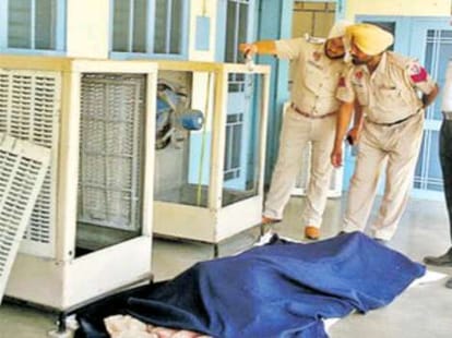 creepy murder of man in gurudwara, found body without head