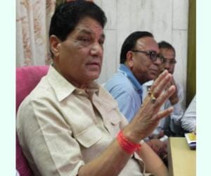 minister claim no medicine shortage, document prove it wrong.