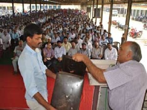 Trained personnel for elections vote