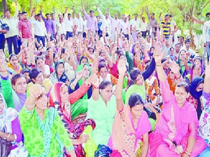 Shikshamitra to get their due salary.
