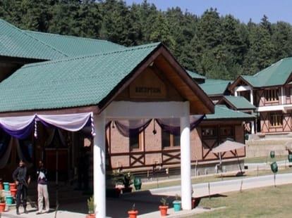 cm mufti  inaugurates Pahalgam Club cum Convention Centre