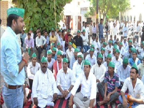 Farmers have problems picketing