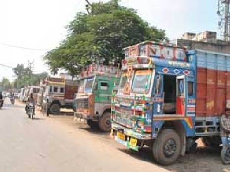 Truck owner strikes 