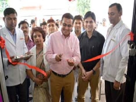 Major donors have donated blood for the values ??of humanity