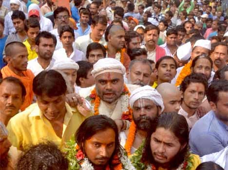 sadhu saints will protest against up govt at ganesh immersion