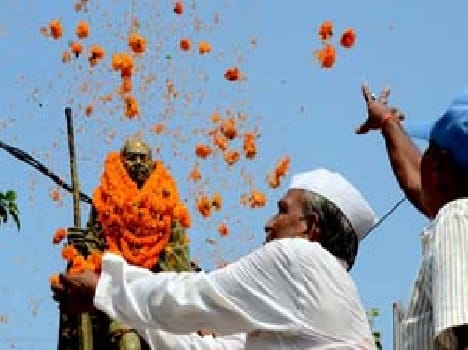 Life will continue the energy Bapu , Shastri Model
