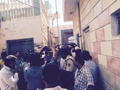 after Nine days , showing Bisahdha general, held Namaz on the loudspeaker
