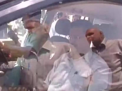kejriwal reaches dadri could not meet ikhlakh family