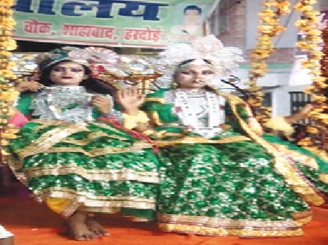 Shiva procession of floats in Moha