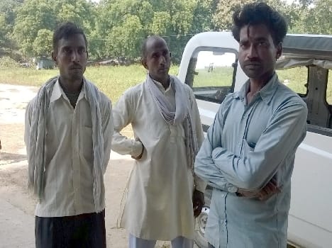 Two innocent daughters poison father Put the hanging , three killed