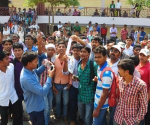 Ruckus during SSC exam in Lucknow.