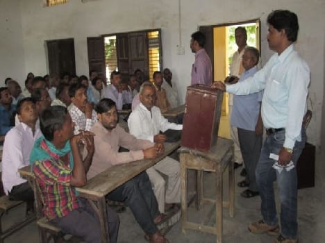 Training personnel to vote in Manor