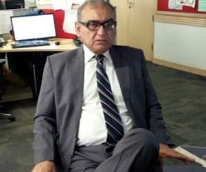 markandey katju calls kejriwal honest man with good intention but surrounds by chandaal chaukadi