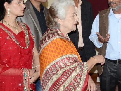 BJP in Himachal  demands CM Virbhadra Singh resignation over corruption charge.