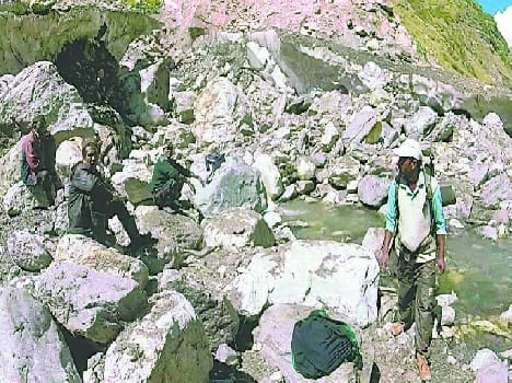 In the glacier broken Nhrdevi