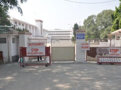 6 arrested in jammu court shootout