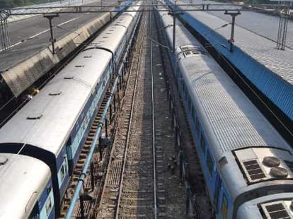 In three days second threat from ISIS to bomb blast in delhi kanpur trains