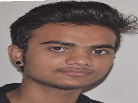 Akshay in Pilibhit Anytime you see in Mumbai