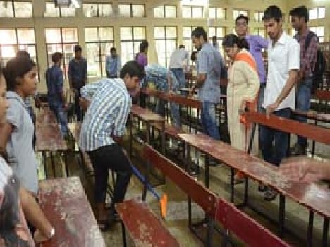 Run cleaning campaign in university