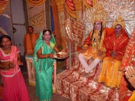 Starting Ramlila , now pass the evening in front of the stage