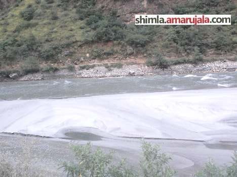 17 dead bodies recovered from larji and pandoh dam at himachal.