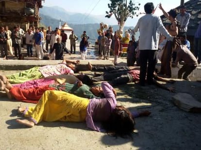 Dehradun: schedule cast wants right to entry in temple.