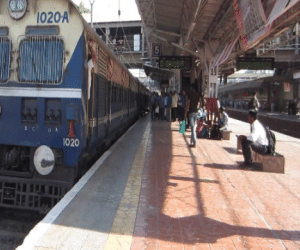 non AC coach trains will also dustbin.