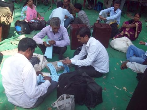 423 polling parties reached four blocks Ponling