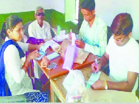 Block voting today in three regions