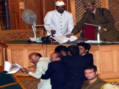 engineer rashid beaten up in assembly by bjp members
