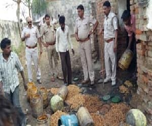 Excise deptt. fined 2.28 lakh on purchase without bill 