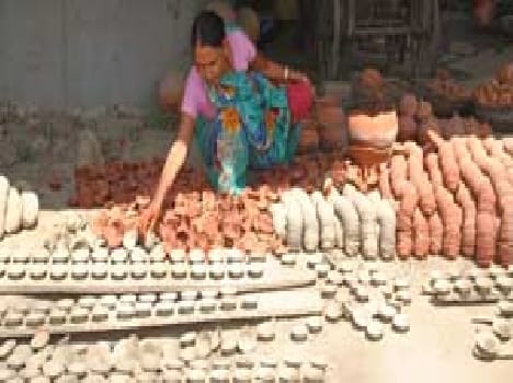 Began to become earthen lamps