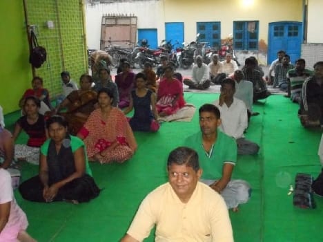 Daily yoga makes the body healthy
