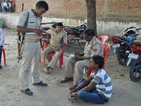 14 injured in clash