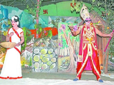Ravana birth and vedavatee dialogue staged 