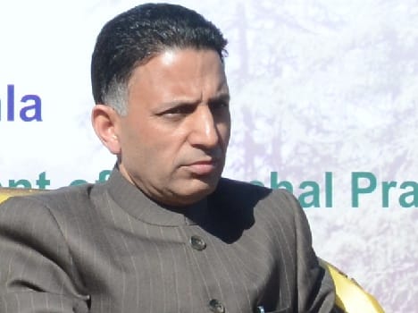 Himachal Pradesh High Court Chief Justice Mansoor Ahmad Mir takes cognisance of traffic jam problem in himachal.