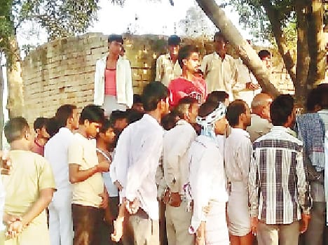 The bodies of the murdered man had hanged on the tree