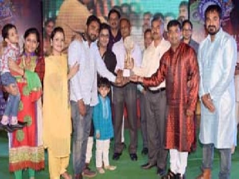Ansijedsisi coined by the melodious voice of railwaymen