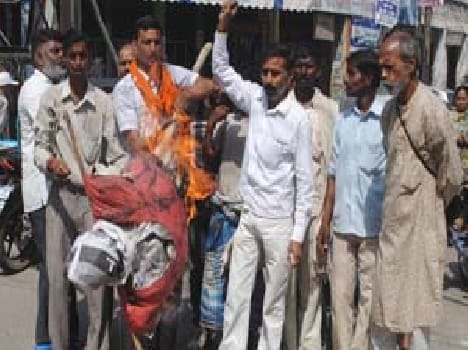 The plight of roads , dirt fair anger
